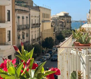 Ortigia House | Ambrogio House