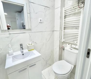 Prosperidad Apartment | AMCH Hospedaje Metro Avenida de America 04