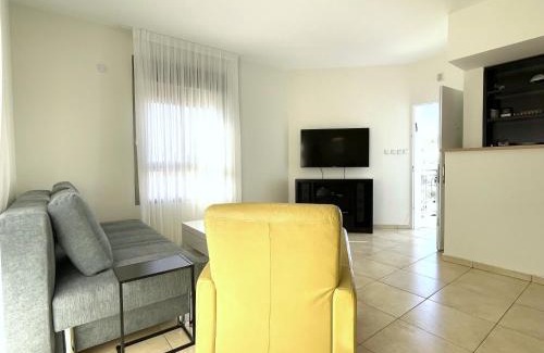 Eilat Apartment | Amdar Village Cozy 2BR Eilat