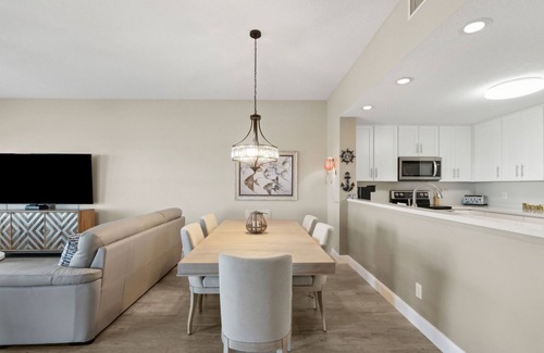 Fernandina Beach Condo | Amelia Island 3 BR Ocean Park Beach Getaway