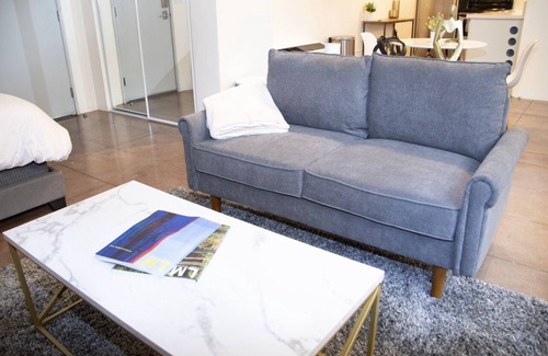 Downtown Los Angeles Condo | Amenity Galore Trendy Loft In the Center of DTLA