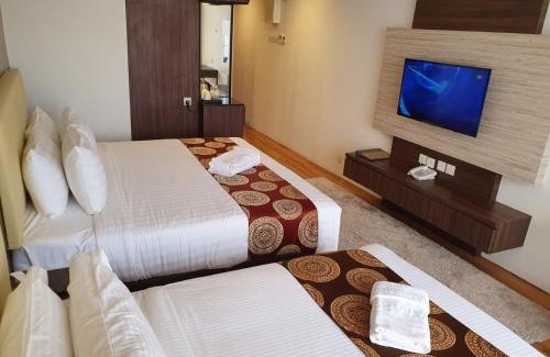 Bandar Penawar Hotel | AMERALD RESORT HOTEL DESARU
