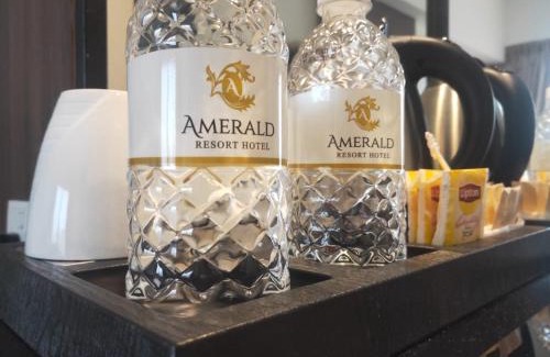 Bandar Penawar Hotel | AMERALD RESORT HOTEL DESARU