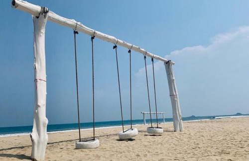 Bandar Penawar Hotel | AMERALD RESORT HOTEL DESARU