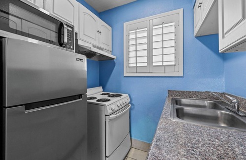 Mesa Hotel | American Executive Inn