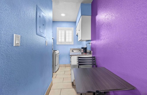 Mesa Hotel | American Executive Inn