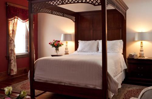 Adams Morgan Hotel | American Guest House, a Washington DC Bed and Breakfast