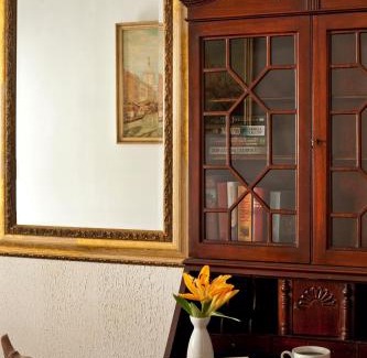 Adams Morgan Hotel | American Guest House, a Washington DC Bed and Breakfast
