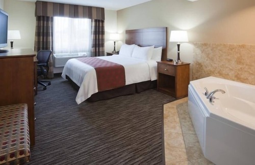 Parkers Prairie Hotel | American Inn & Suites