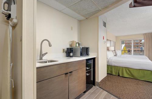 Ocean City Hotel | Americana Hotel Boardwalk
