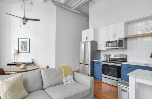 Sans Souci Apartment | AmericanSpinningMill 2BD 11