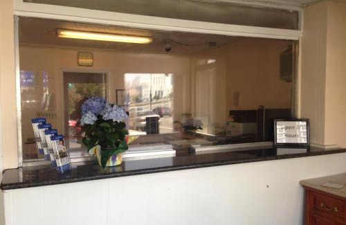 Oakland Hotel | Americas Best Value Inn - Downtown Oakland/Lake Merritt