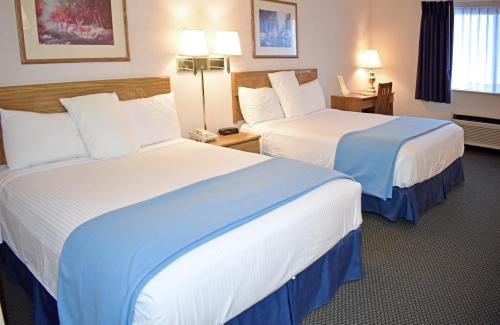 Newberry Hotel | Americas Best Value Inn & Suites - Tahquamenon Country