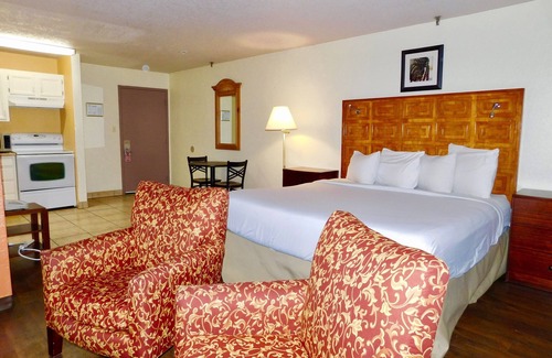 Turnagain Hotel | Americas Best Value Inn & Suites Anchorage Airport