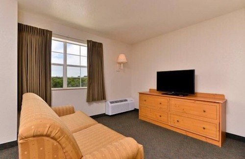 Winnie Hotel | Americas Best Value Inn & Suites Winnie
