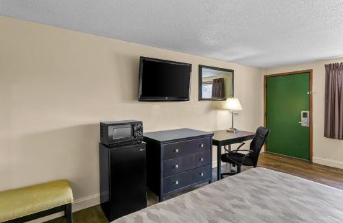 Martinsburg Hotel | Americas Best Value Inn Martinsburg
