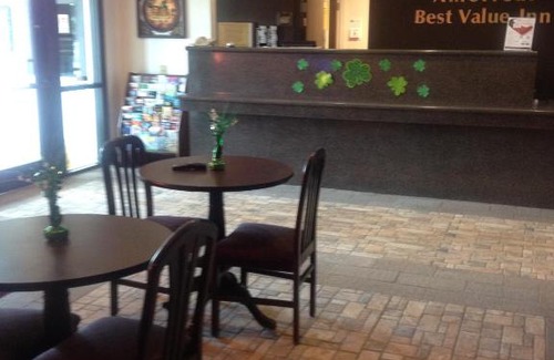 Somerville Hotel | Americas Best Value Inn Somerville Texas
