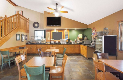 Ankeny Hotel | AmericInn by Wyndham Ankeny/Des Moines