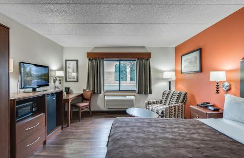 Coon Rapids Hotel | AmericInn by Wyndham Coon Rapids