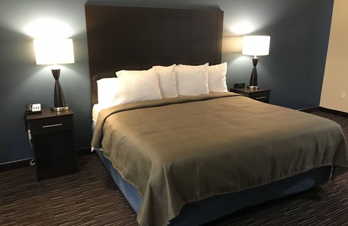 Jefferson Hotel | AmericInn by Wyndham Jefferson