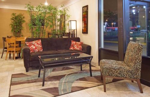 Johnston Hotel | AmericInn by Wyndham Johnston Des Moines