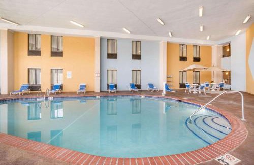 Johnston Hotel | AmericInn by Wyndham Johnston Des Moines