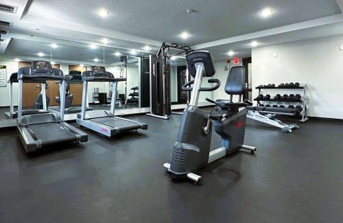 Menominee Hotel | AmericInn by Wyndham Menominee