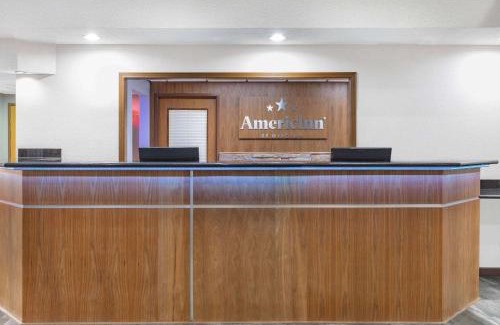 Pella Hotel | AmericInn by Wyndham Pella