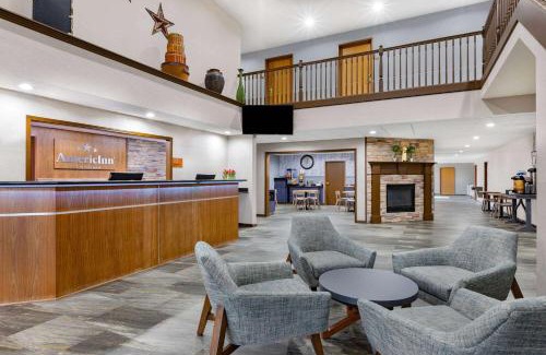 Pella Hotel | AmericInn by Wyndham Pella