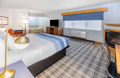 Sayre Hotel | AmericInn by Wyndham Sayre