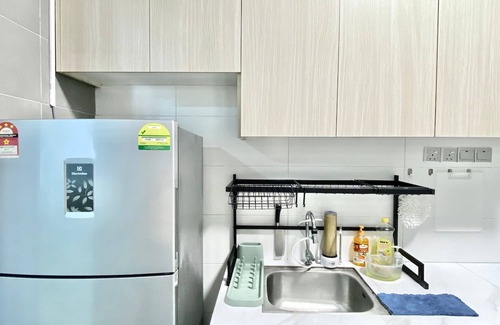 Seri Kembangan Condo | Amerin Residence Mall Apartments