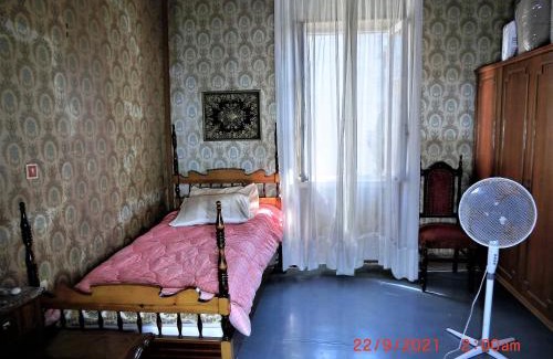 Old Town Hostel | Ami's House only for WOMEN dormer