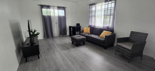St. George's Apartment | Amiah's Residence - Spacious two bedroom apartment in St George