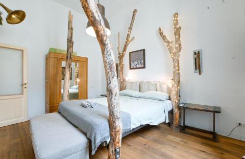 Oltrarno Apartment | Amicasa
