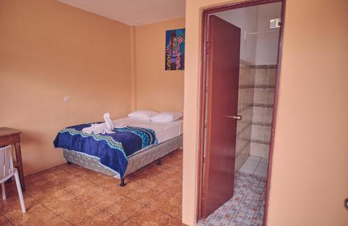 San Pedro La Laguna Hotel | Amigos