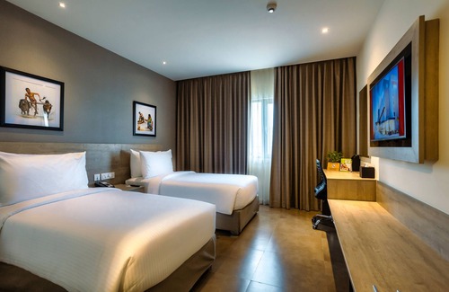 Madurai Hotel | Amika Hotel - Madurai