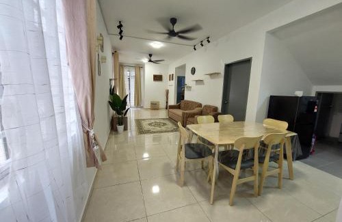 Nilai House | Amir Homestay Nilai