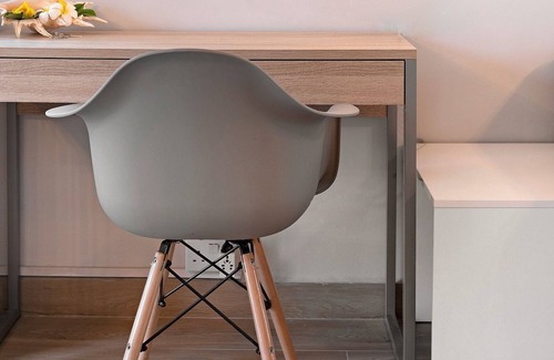 Bain Boeuf Apartment | AMIS Chandler - Two Bedroom Apartment, Sleeps 4