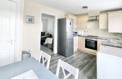 Newport House | Ammaculate 3 Bedroom property near Caltic Manor