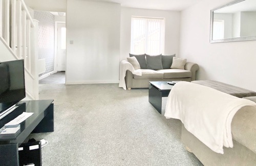 Newport House | Ammaculate 3 Bedroom property near Caltic Manor