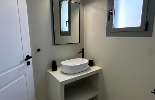Ormos Korthiou Apartment | Ammos Andros Accommodation