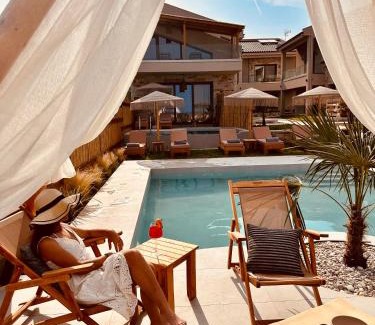 Golden Beach Hotel | Amo Golden Suites