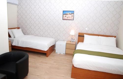 Sao Jorge de Arroios Hostel | Amor Lisboa Hostel