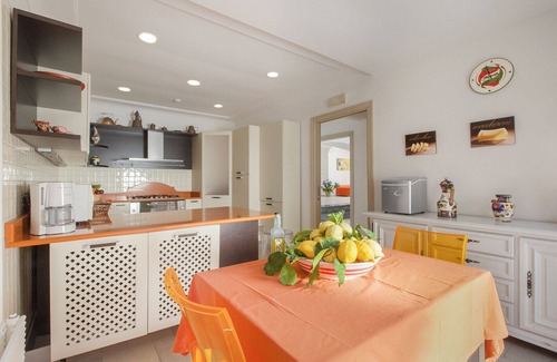 Sant'Agata sui Due Golfi Villa | AMORE RENTALS - Villa Il Noce with Private Pool, SPA, Garden, BBQ and Parking
