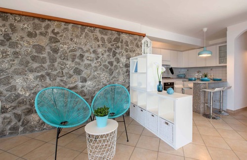 Sirenuse Villa | AMORE RENTALS - Villa Marina with Private Pool, Sea View, Terraces and Parking