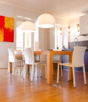 Turin Apartment | Amore, TuttoTempoPerso by HAPPYHOSTORINO