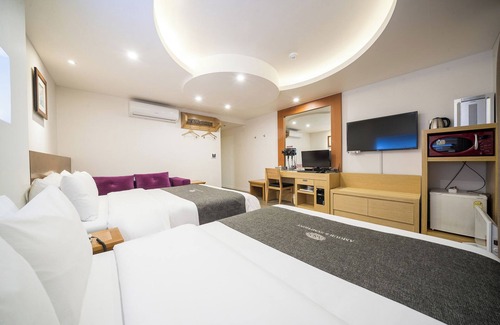 Yeongtong-gu Hotel | Amour Hotel
