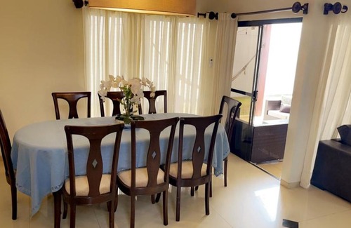 Santa Cruz House | Amplia casa en condominio exclusivo