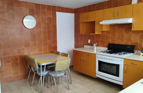 Downtown Queretaro House | Amplia habitación con baño y terraza privados en Querétaro