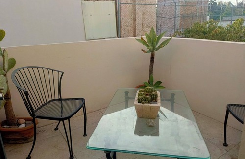 Downtown Queretaro House | Amplia habitación con baño y terraza privados en Querétaro